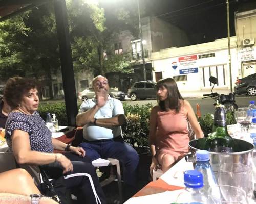 Él , pensando !!!!! :Encuentro Grupal CENAMOS NUEVAMENTE EN URQUIZA