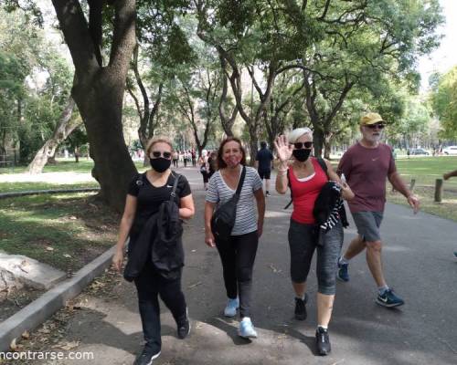 23052 20 VAMOS A PALERMO A CAMINAR DOMINGOS A LA MAÑANA EN GRUPO 