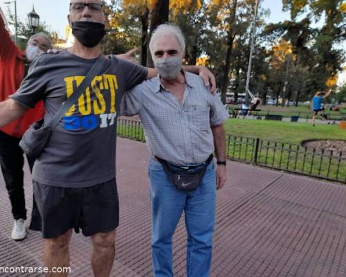 23072 4 Vení a caminar con nosotros por Devoto!