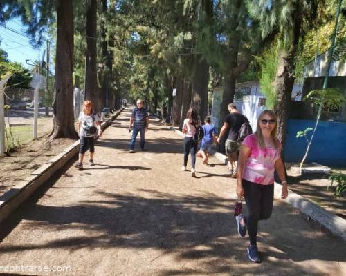 23093 17 ZONA SUR PRESENTE!!!Seguimos caminando en el Parque Municipal de Lomas de Zamora