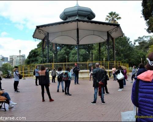 23160 44 Barrio Chino y Barrancas de Belgrano si es soleado es paseado  !!!!!