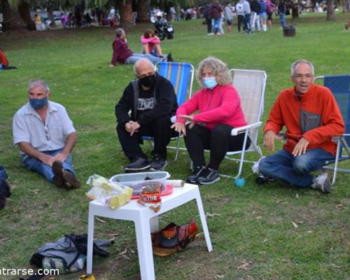 23207 1 Pic Nic en parque pioneros de la Antartida