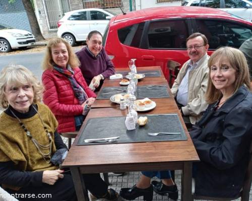 Patri Gaby Icardo Cristy Oscar :Encuentro Grupal  ME ACOMPAÑAN Y ALMORZAMOS EN CARMIN ???