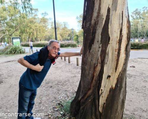 Daniel hay que estirar massssss :Encuentro Grupal VAMOS A CAMINAR POR LOS BOSQUES DE PALERMO, NOS ACOMPAÑAS??