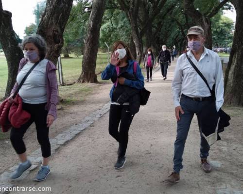 23332 8 VAMOS A PALERMO A CAMINAR DOMINGOS A LA MAÑANA EN GRUPO 