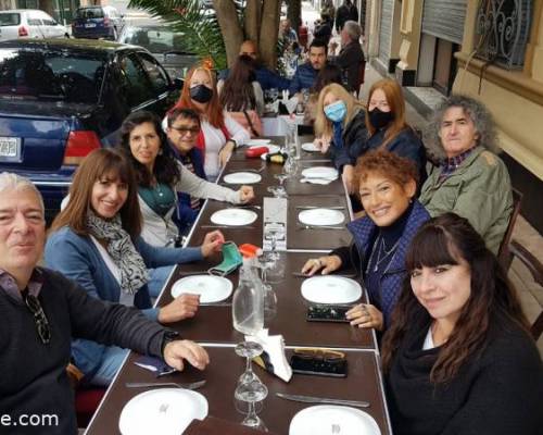 23352 17 Almuerzo de Domingo entre amigos