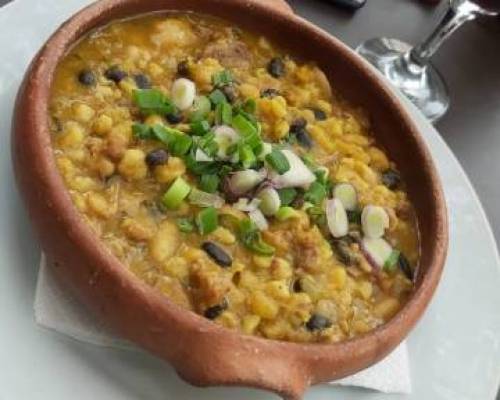 Almita le dió al locro ! Buenisimo :Encuentro Grupal Almuerzo de Domingo entre amigos