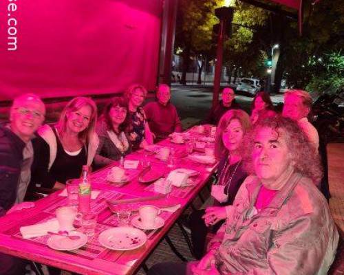 HEROSO MOMENTO :Encuentro Grupal SEGUIREMOS  CAMINANDO....por los bosques de Palermo, desde El Galeón a Biblos