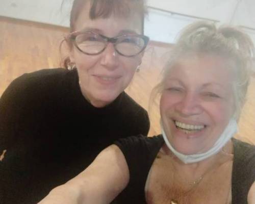 Gracias Anita , por este hermoso reencuentro .Gran bailarina sos . Te queremos en encontrarse , ya vas haciendo la ficha.   :Encuentro Grupal Danza Contemporànea