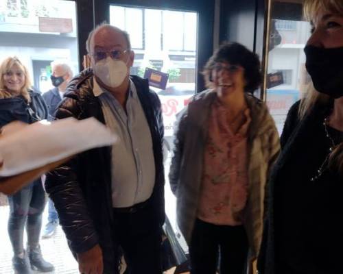 ellos,PRESENTES,gracias :Encuentro Grupal FESTEJAMOS EL DIA DE LA AMISTAD!!!!!