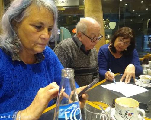 24102 10 PARLIAMO ITALIANO E BEVIAMO UN CAFFÈ... ANCHE UNA BIRRA, en Palermo