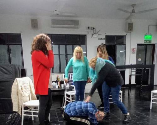 24157 20 VOLVEMOS PRESENCIAL! CUARTO AÑO DEL  TALLER DE TEATRO DE ENCONTRARSE  APRENDE Y DIVERTITE!! !!  