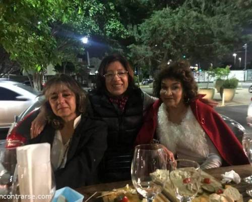 Inés y sus relatos a las chicas nuevas !!!! :Encuentro Grupal NOCHE DE JAZZ Y ALGO MÁS ....................