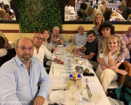 .Mesaza :Encuentro Grupal ULTIMA CENA DEL AÑO EN LA LUCIANA!!!!!