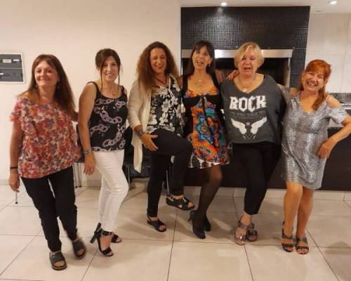 Cariló, Cariló...Seis reinas, falta Adri. :Encuentro Grupal NOCHE DE FIESTA