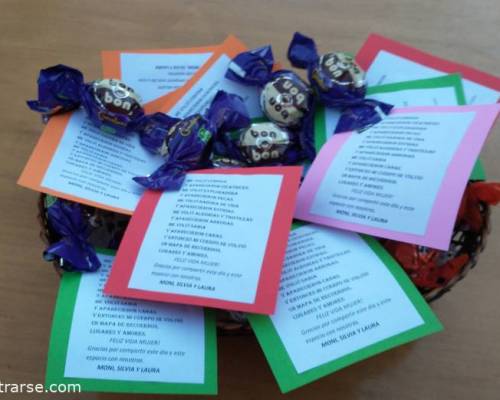 Muchas gracias por el souvenir... Hermosa poesia 💜 :Encuentro Grupal EN EL DÍA DE LA MUJER NOS JUNTAMOS A TOMAR UN CAFÉ