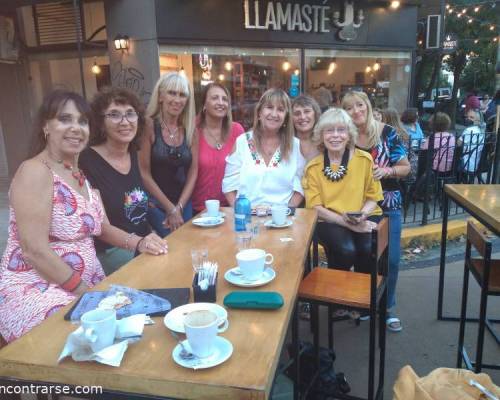 Linda tarde,  lindas mujeres festejando nuestro dia. :Encuentro Grupal EN EL DÍA DE LA MUJER NOS JUNTAMOS A TOMAR UN CAFÉ