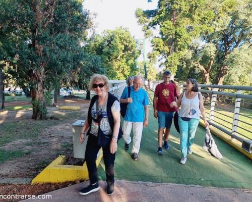 25459 9 CAMINAMOS POR LOS BOSQUES DE PALERMO, NOS ACOMPAÑAS??