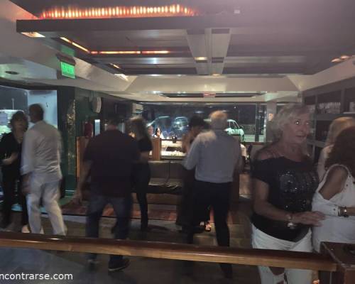25461 2 Singles Night en costanera, cena show y baile