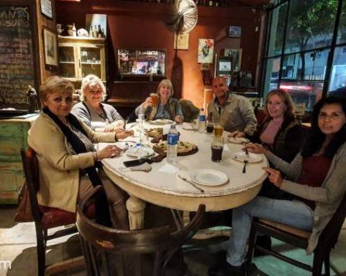 Muchas gracias por quedarse a la cena, regada de buena charla y cerveza !!  :Encuentro Grupal LA BODA DE LA HIJA DEL PRESIDENTE