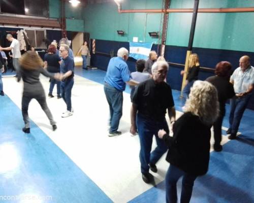 Encuentros Grupales (22/04/2022) :   OTOÑO MOVIDITO… BAILAMOS EN ALMAGRO ! ! ! ! 