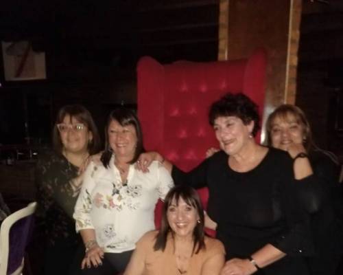 Chicas que quiero mucho 😘como Betita, Mariju querida y Silvana... Mi compañera de baile y confesiones durante la fiesta😉🤗😘 :Encuentro Grupal Repetimos cumples en Champs Elysses