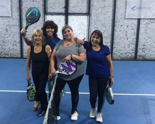 25905 61 ** JUGAMOS AL PADDLE **