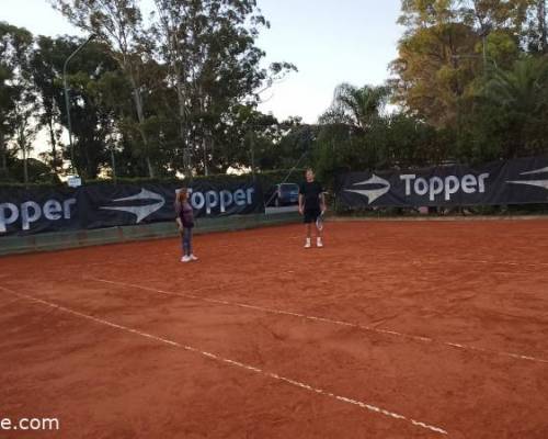 26000 15 TENIS del Domingo rodeado de verde * NUEVO HORARIO*