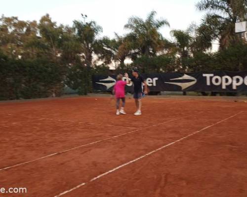 26000 17 TENIS del Domingo rodeado de verde * NUEVO HORARIO*