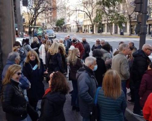 Gracias a las doce personas que eligieron esta salida para hacerla su primera aqui :Encuentro Grupal San Telmo y Puerto Madero en feriado mas no puedo !!!!!!!