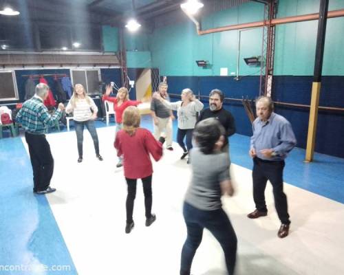 26294 1 MARTES MOVIDITO…   LE PONEMOS AZÚCAR AL OTOÑO BAILANDO ! !