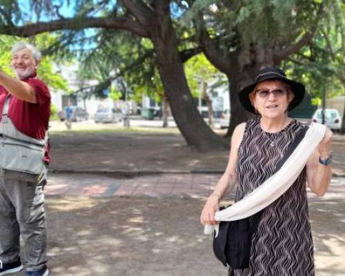 Bien por el Organizador y la Coqueta Dama 😍 :Encuentro Grupal Chascomus la Ciudad de Don Raul 