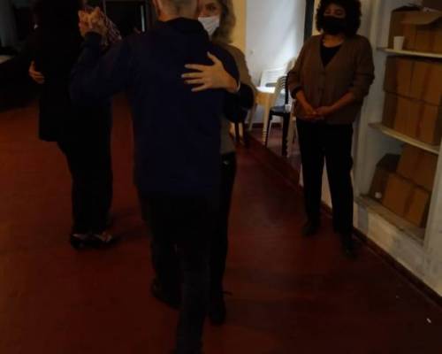 26751 30 ASI SE BAILA EL TANGO VENI A APRENDER A BAILAR Y DIVERTIRTE