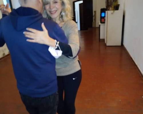 26751 32 ASI SE BAILA EL TANGO VENI A APRENDER A BAILAR Y DIVERTIRTE