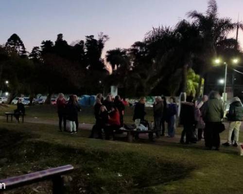 26845 17 CONTEMPLANDO JUNTOS:  Luna Llena sobre el Río