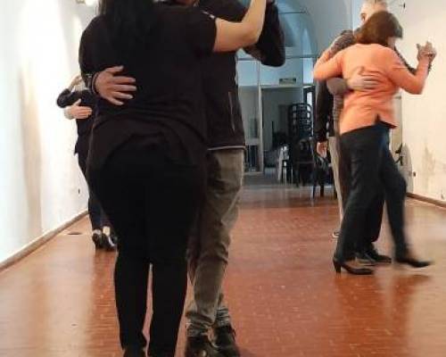 27029 6 ASI SE BAILA EL TANGO       VENI A  APRENDER A BAILAR   Y DIVERTIRTE