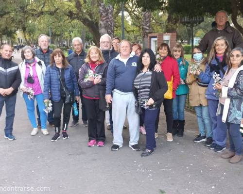 27119 11 LLEGA LA PRIMAVERA Y LA RECIBIMOS CAMINANDO