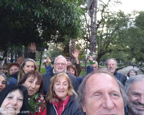 27119 12 LLEGA LA PRIMAVERA Y LA RECIBIMOS CAMINANDO