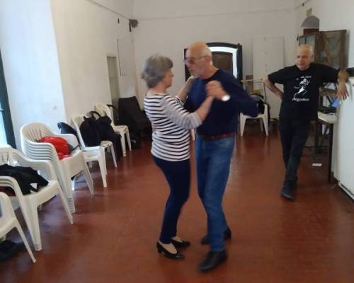 27134 6 ASI SE BAILA EL TANGO VENI A APRENDER A BAILAR Y DIVERTIRTE