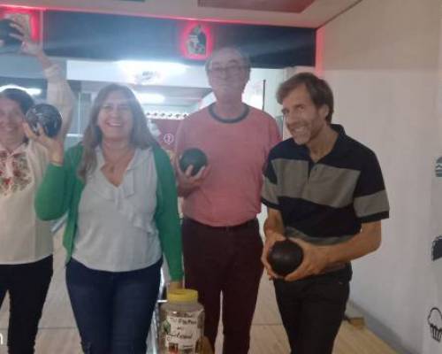 27315 1 JUGUEMOS AL BOWLING EN MAR DEL PLATA