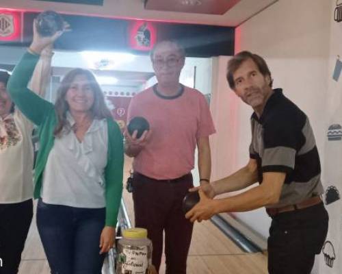 27315 5 JUGUEMOS AL BOWLING EN MAR DEL PLATA