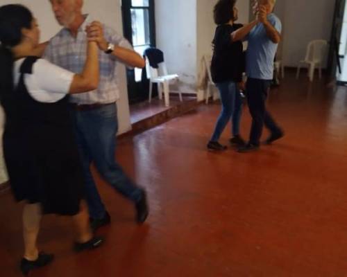 27400 3 ASI SE BAILA EL TANGO       VENI A  APRENDER A BAILAR   Y DIVERTIRTE ESTE SABADO VALS