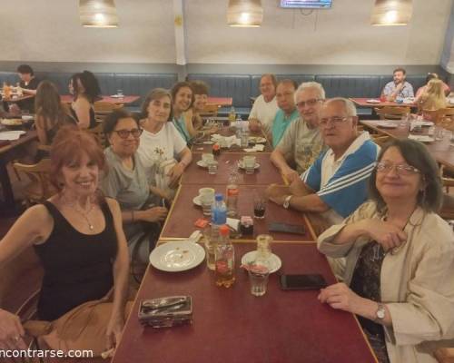 27599 10 CAMINAMOS EN PRIMAVERA Y VAMOS A TOMAR UN CAFE