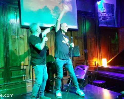 El dúo Los Roqueros! :Encuentro Grupal KARAOKE  AL ESTILO DE SIEMPRE, DIVERTIRNOS