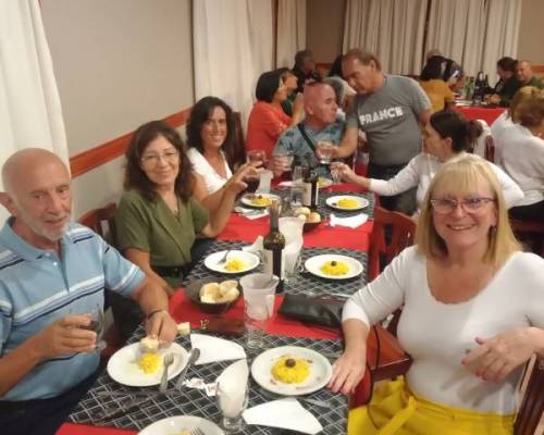 Las cenas en compañía fueron muy divertidas :Encuentro Grupal Festejemos el  Carnaval en La Falda   Cordoba 