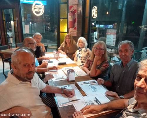 Lindísima gente  :Encuentro Grupal Los martes son puro cuento