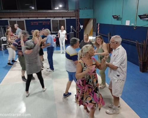 28049 3 MARTES MOVIDITOS…   REVOLUCIÓN SALSABACHATERA EN ALMAGRO !