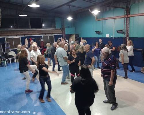 28108 1 BAILAMOS EN ALMAGRO CON AMERICANO , ROCK Y PACHANGA !