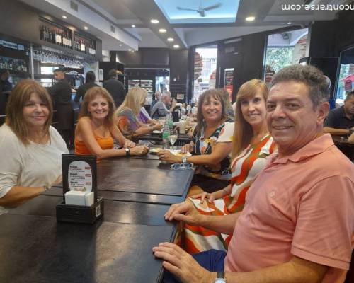 28173 3 EN EL DÍA DE LA MUJER NOS JUNTAMOS A TOMAR UN CAFÉ