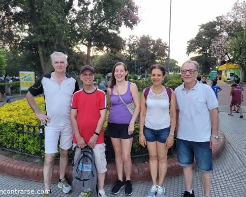 Gracias a Los  Valientes que hoy se atrevieron a venir :Encuentro Grupal Los caminantes itinerantes nos reunimos nuevamente, esta vez es en el Parque Chacabuco